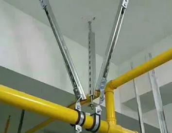 闸阀支撑架的质量要求。价格决定了龙川抗震支撑框架的质量。